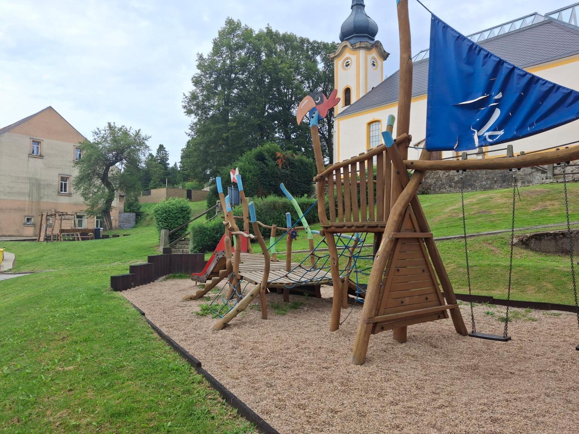 Ubytovani U Kostela Ústí nad Labem Exterior foto